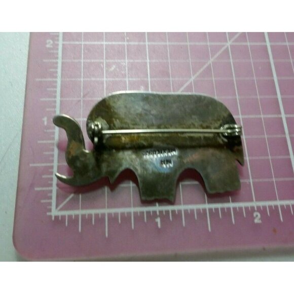Mexican Sterling Silver & Abalone Shell Elephant Brooch Signed MR - Picture 3 of 3
